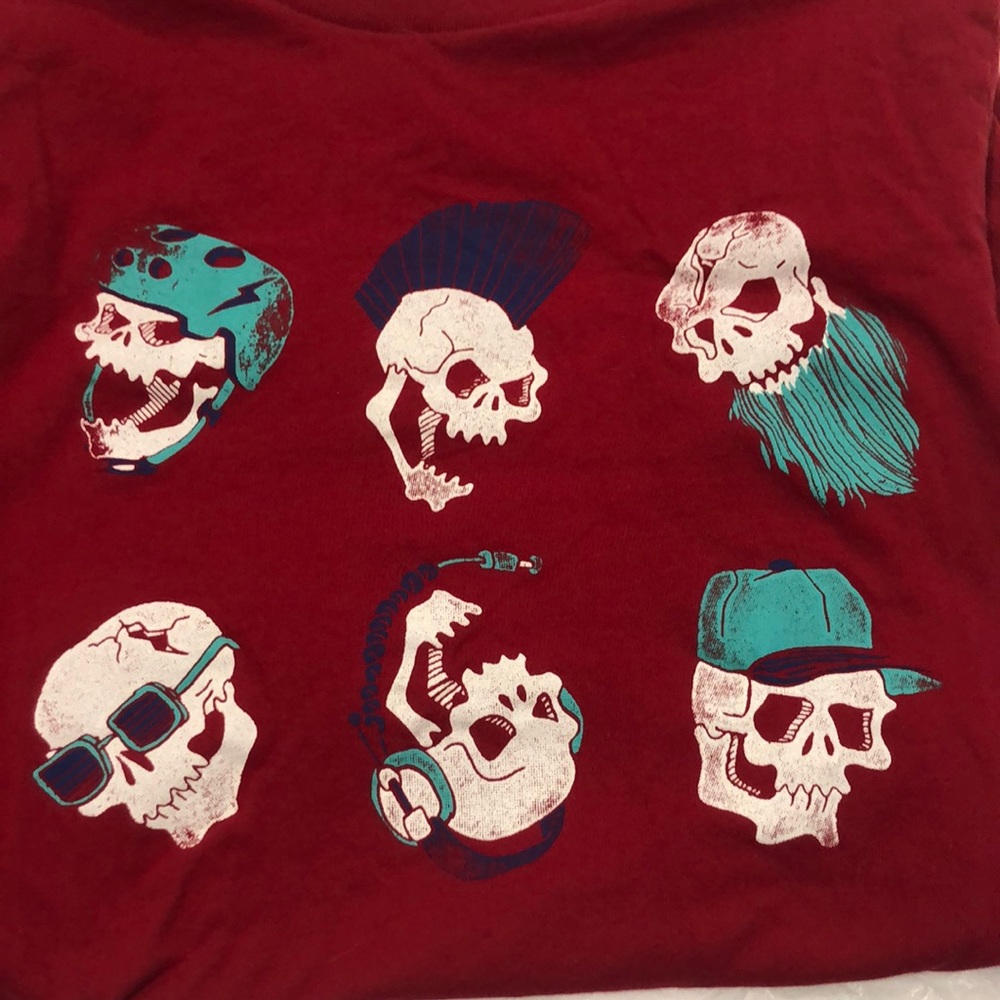 💀 Red punk rock long sleeve tshirt